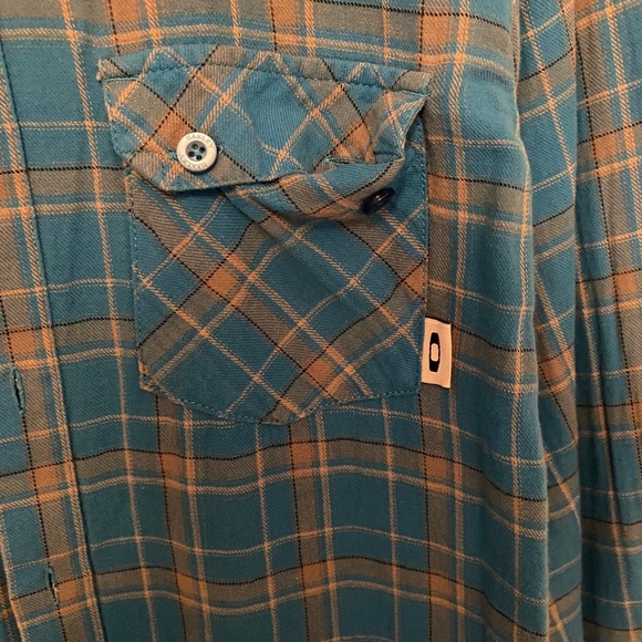 Oakley men’s button up - Picture 2 of 6